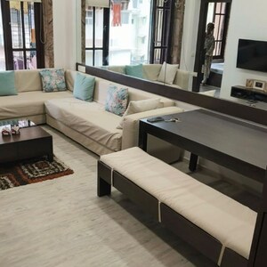 Bedroom in 5 BHK Apartment at Worli – for Rent