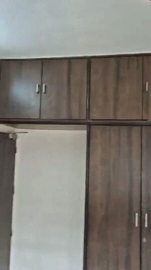 Furnished Amenities in 2 BHK Apartment at Blue Bell CHS Oshiwara, Oshiwara – for Rent