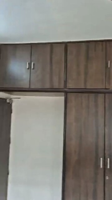 Furnished Amenities in 2 BHK Apartment at Blue Bell CHS Oshiwara, Oshiwara – for Rent