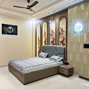 Bedroom in 4 BHK Villa at Mansarovar – for Sale