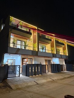 4 BHK + Pooja Room Villa For Sale in Narayan Vihar