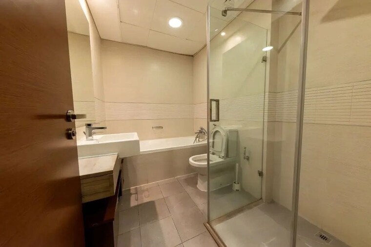 Attached Bathroom, andheri west 3 Bedroom 1100 Sq.Ft. Apartment In Andheri West Mumbai 10066423