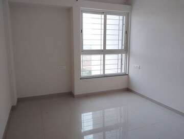 Room in 3 BHK Apartment at Sharada Alliance Akashparv, Bavdhan – for Rent