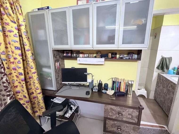 Team Area, kumar-park-infinia-phase-4 3 Bedroom 1650 Sq.Ft. Apartment In Fursungi Pune 10066415