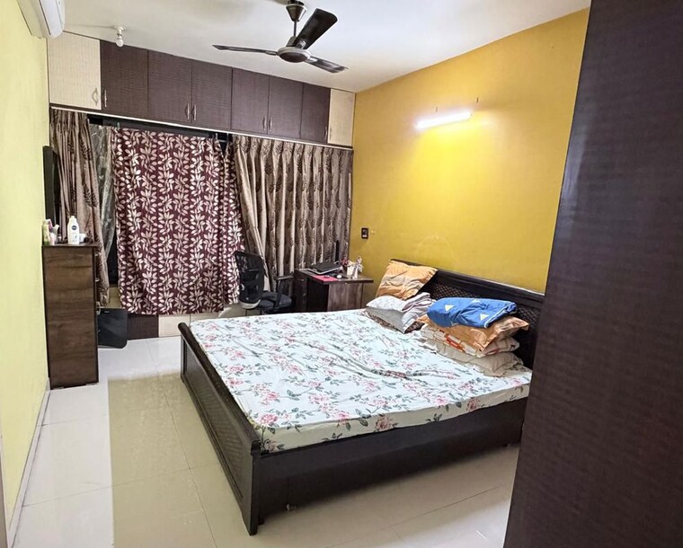 Bedroom, kumar-park-infinia-phase-4 3 Bedroom 1650 Sq.Ft. Apartment In Fursungi Pune 10066415