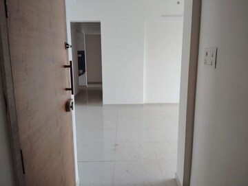 Bathroom in 4 BHK Apartment at Sharada Alliance Akashparv, Bavdhan – for Rent