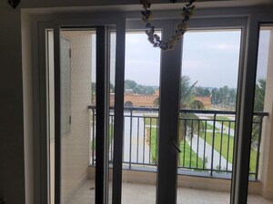 Room in 3 BHK Apartment at Bollineni Astra, Kogilu – for Rent