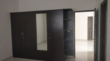 Room in 2 BHK Apartment at Prestige Falcon City, Konanakunte – for Rent