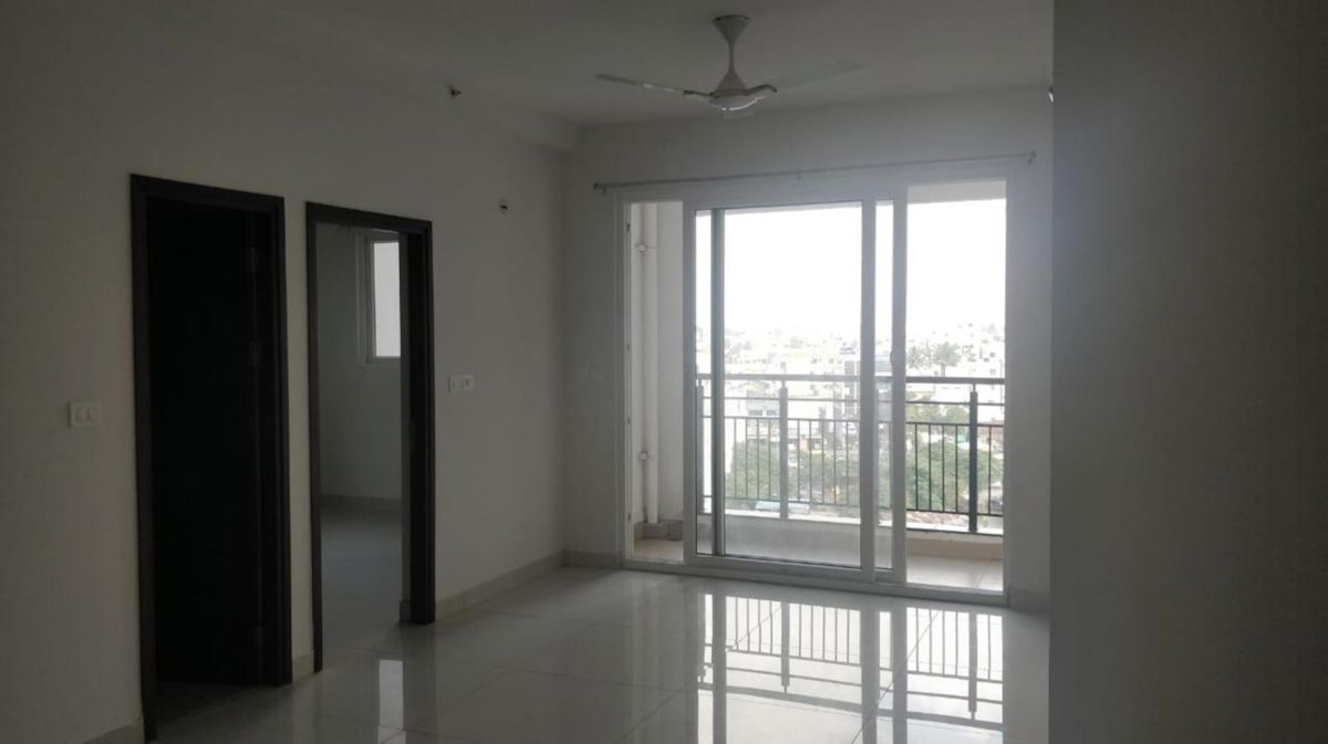 2 BHK Apartment For Rent in Prestige Falcon City