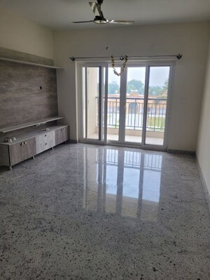 Room in 3 BHK Apartment at Bollineni Astra, Kogilu – for Rent