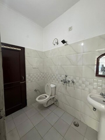 3 BHK Apartment For Sale in Dhakoli