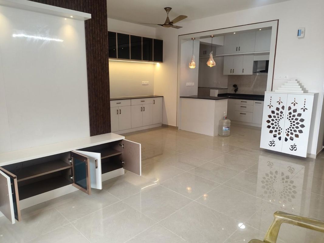 2.5 BHK Apartment For Rent in Goyal Orchid Piccadilly