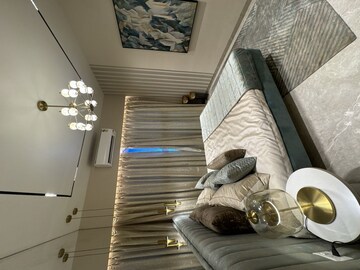 Room in 3 BHK Apartment at Panch Pakhadi – for Sale