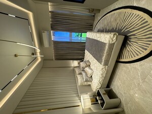 Room in 3 BHK Apartment at Panch Pakhadi – for Sale