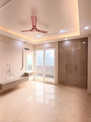 Living Room in 3 BHK Apartment at Dlf Cyber City, Sector 24 – for Rent