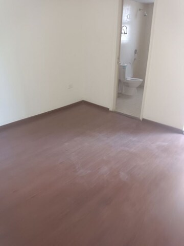 Room in 3 BHK Apartment at Imperia Esfera, Sector 37c – for Sale