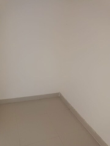 Room in 3 BHK Apartment at Imperia Esfera, Sector 37c – for Sale