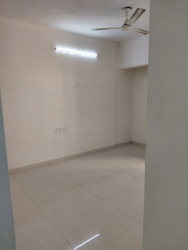 2 BHK + Pooja Room Apartment For Sale in Rustomjee Urbania Azziano