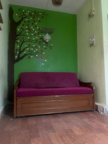 Bedroom in 1 RK Apartment at Andheri East – for Sale