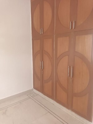 Furnished Amenities in 3 BHK Independent House at Sector 9 – for Rent