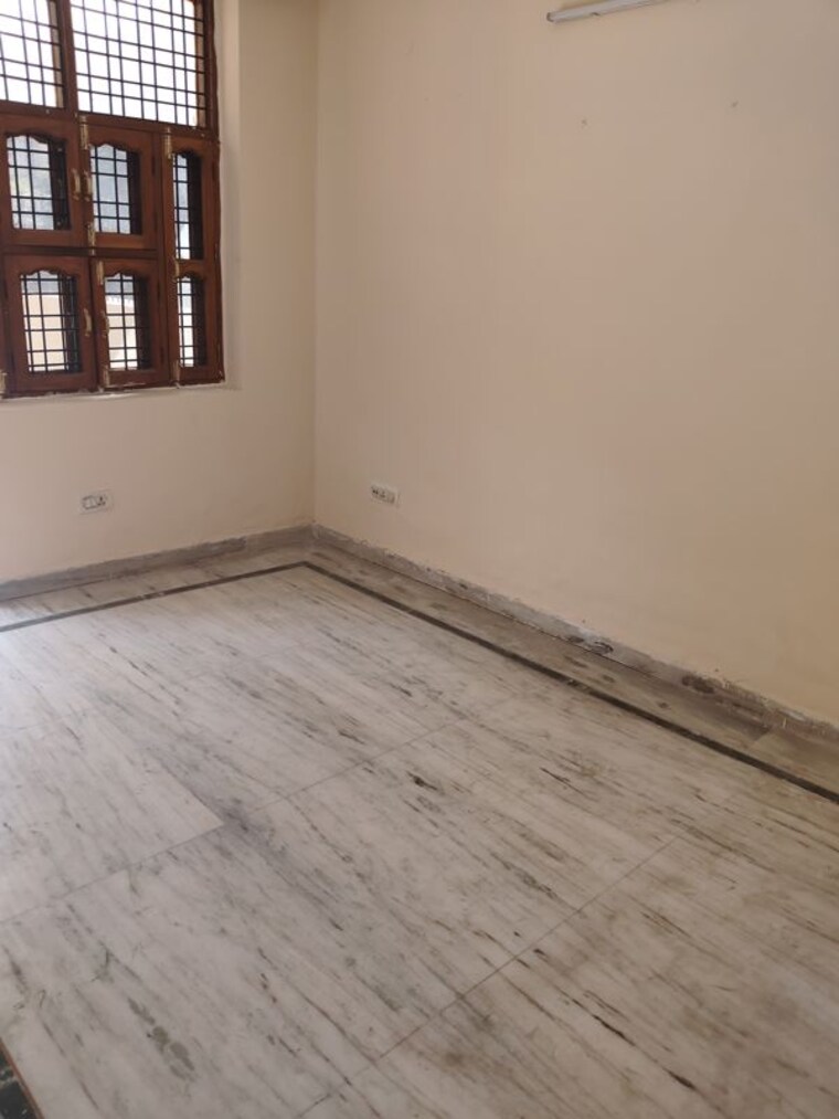 Room, sector 9 2 Bedroom 1450 Sq.Ft. Independent House In Sector 9 Gurgaon 10066611