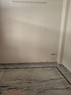 2 BHK + Pooja Room Independent House For Rent in Sector 9