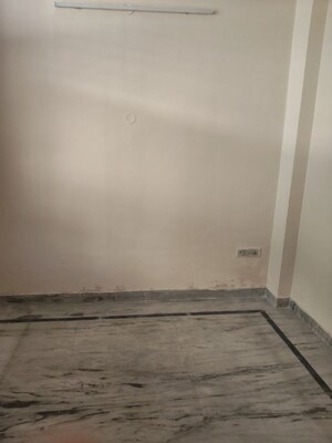 2 BHK Independent House For Rent in Sector 9