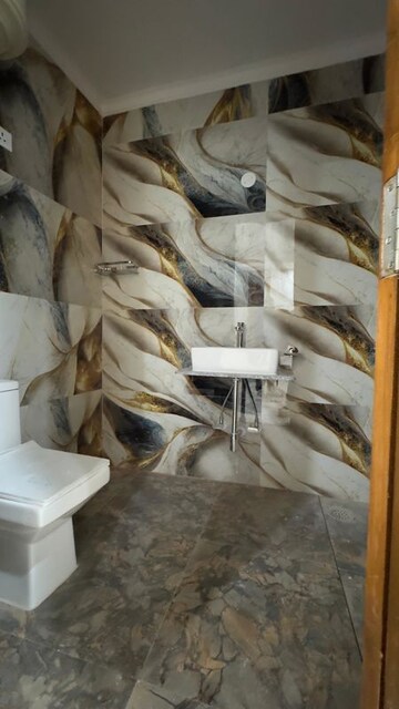 Staircase in 4 BHK Apartment at Palm Residency Chhatarpur, Chattarpur – for Rent