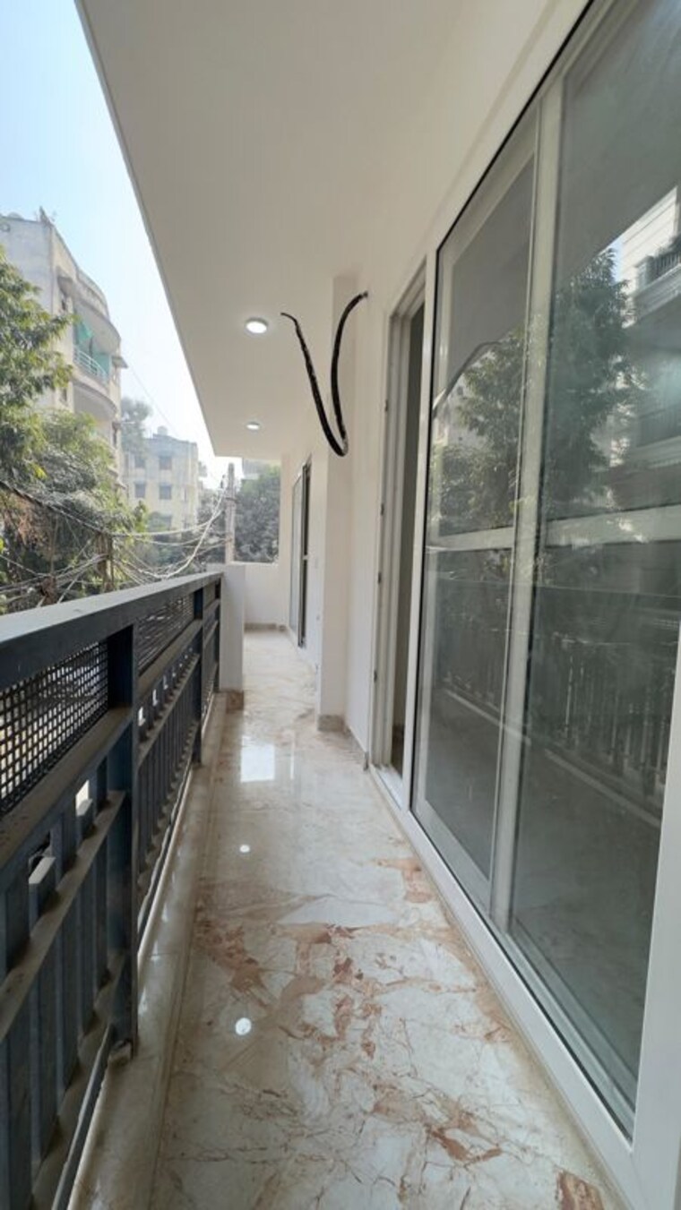 Balcony, palm-residency-chhatarpur 4 Bedroom 2000 Sq.Ft. Apartment In Chattarpur Delhi 10066622