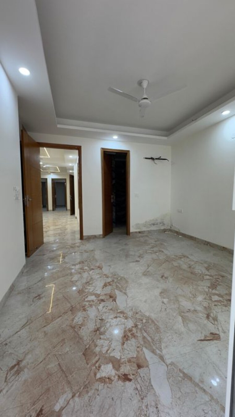 Room, palm-residency-chhatarpur 4 Bedroom 2000 Sq.Ft. Apartment In Chattarpur Delhi 10066622