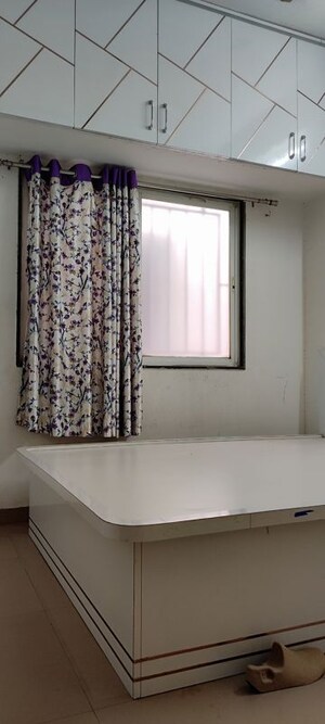 Room in 2 BHK Apartment at Geras Misty Waters, Mundhwa – for Rent