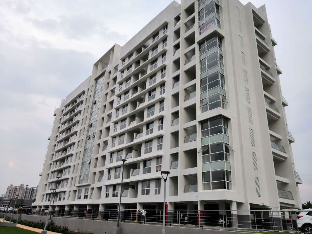 2 BHK + Pooja Room Apartment For Rent in Geras Misty Waters