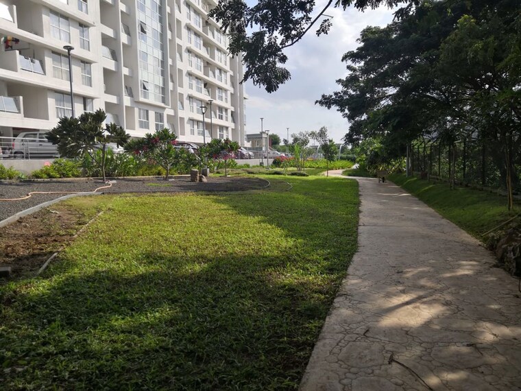 Garden, geras-misty-waters 2 Bedroom 804 Sq.Ft. Apartment In Mundhwa Pune 10066623