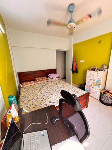 Master Bedroom in 2 BHK Apartment at Gulmohar Paradise Homes, Kharadi – for Rent