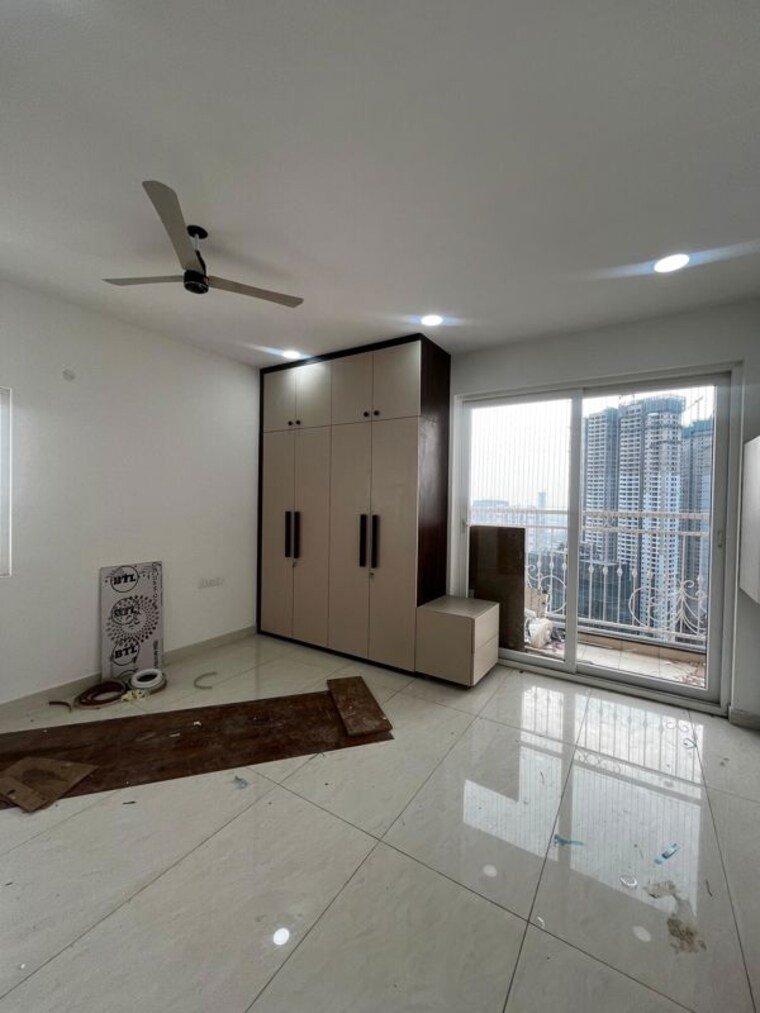 Living Room, prestige-beverly-hills 3 Bedroom 1796 Sq.Ft. Apartment In Kokapet Hyderabad 10066632
