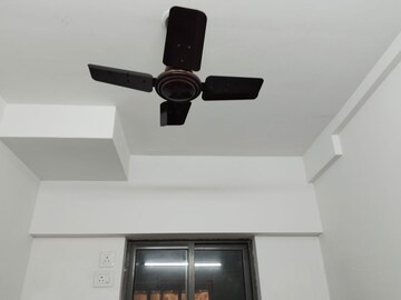 Furnished Amenities in 1 BHK Apartment at UK Iridium, Kandivali East – for Rent