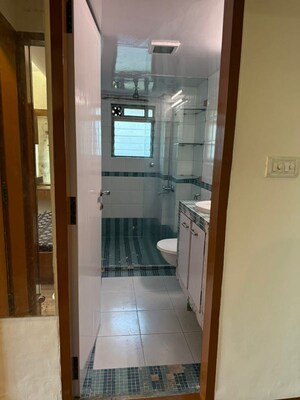Bathroom in 1 BHK Apartment at Andheri West – for Rent