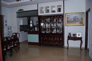 Parking in 4 BHK Villa at Aparna Senor Valley I, Jubilee Hills – for Rent