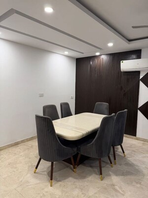 Master Bedroom in 2 BHK Apartment at Suncity Avenue 76, Sector 76 – for Sale