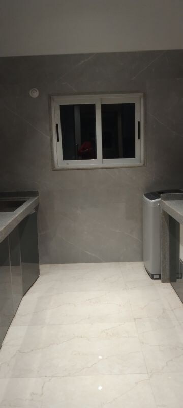 Bathroom in 2 BHK Apartment at Magic Meera Heights, Mira Road – for Sale