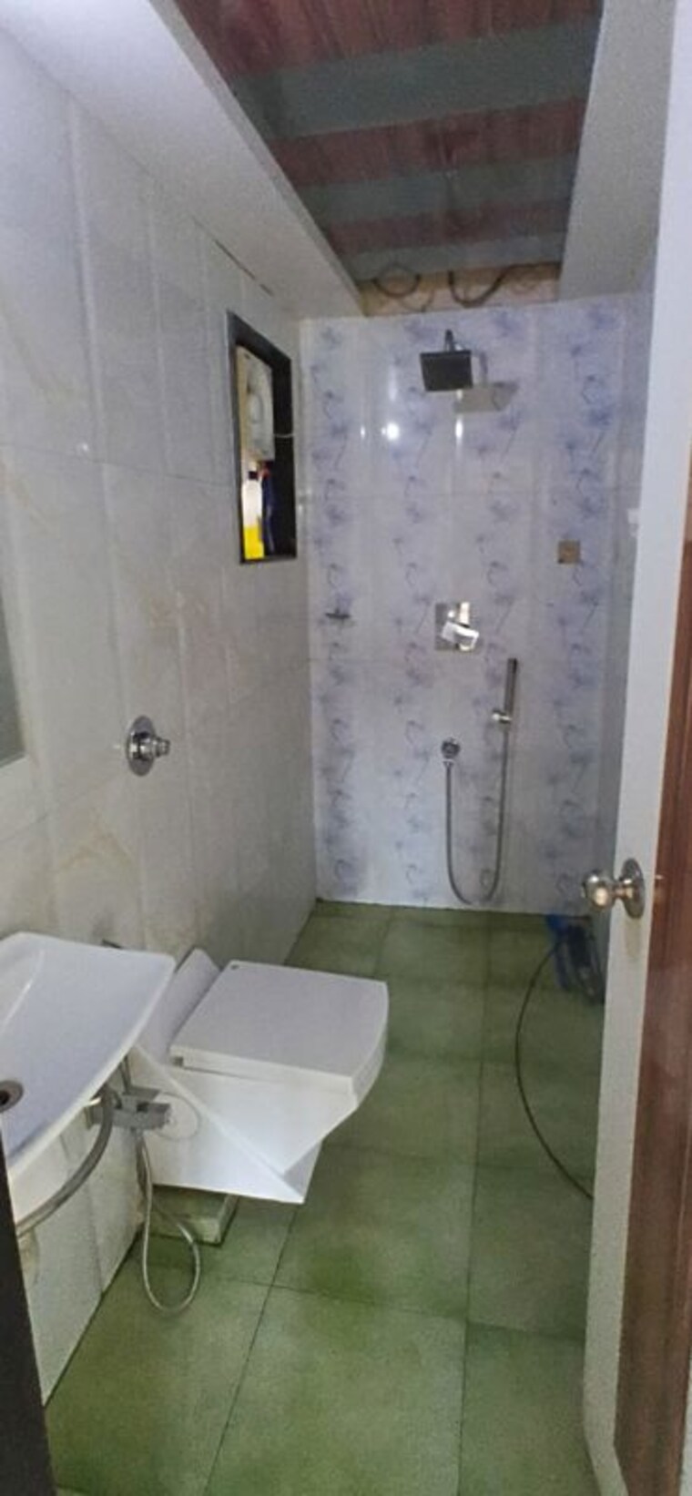 Bathroom, dashabhuja-chs 3.5 Bedroom 1700 Sq.Ft. Apartment In Kothrud Pune 10066693