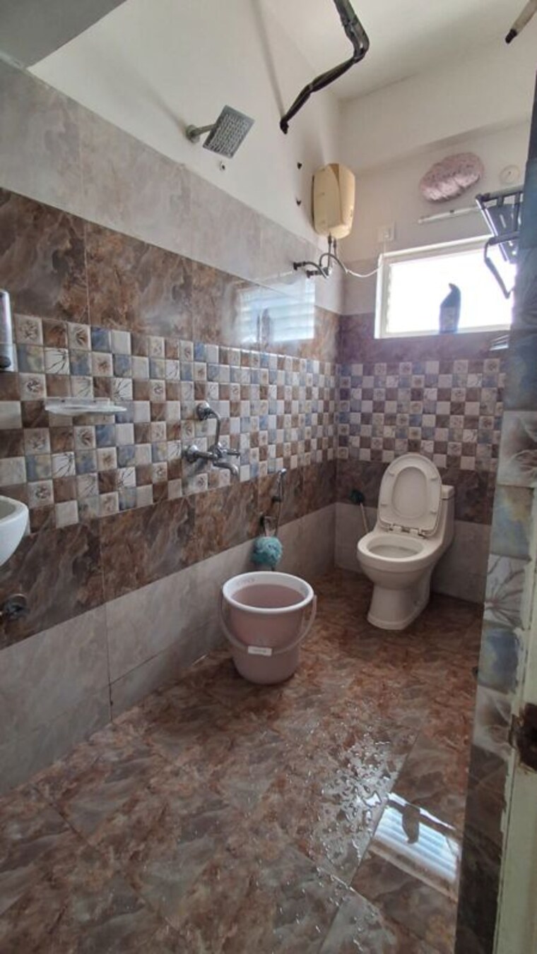 Bathroom, nallagandla 2.5 Bedroom 1525 Sq.Ft. Apartment In Nallagandla Hyderabad 10066672