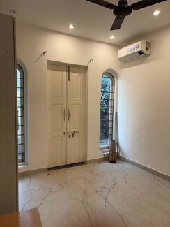 2 BHK + Pooja Room Builder Floor For Rent in Sector 46
