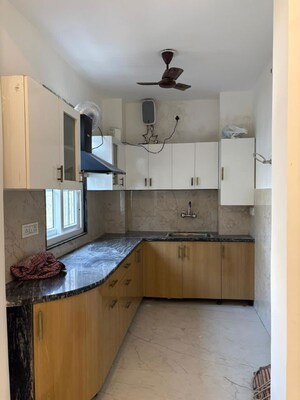 Kitchen in 2 BHK Builder Floor at Sector 46 – for Rent