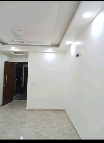 Room in 1 BHK Apartment at Chattarpur – for Rent