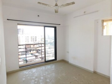 Room in  Shop at Amar Shree Krupa CHS, Borivali East – for Rent