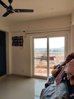 Living Room in 2.5 BHK Builder Floor at Eldeco Accolade, Sohna Sector 2 – for Rent