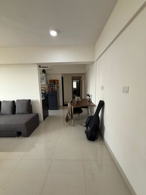 Living Room in 2 BHK Apartment at Chembur – for Rent