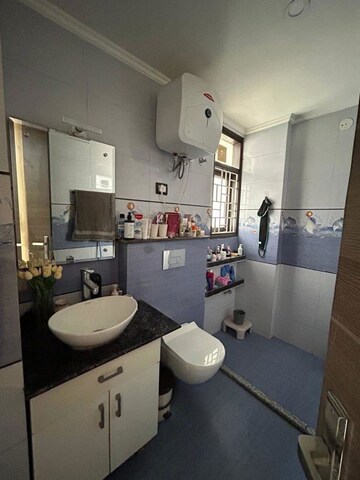 Attached Bathroom in 4 BHK Builder Floor at Sector 60 – for Rent