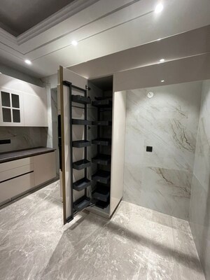 Parking in 4 BHK Builder Floor at BPTP Astaire Gardens, Sector 70a – for Sale